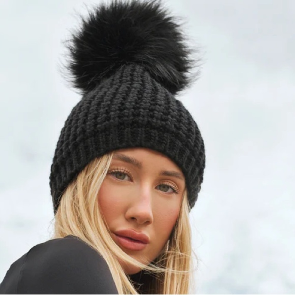 KYI KYI Classic Faux Fur Beanie